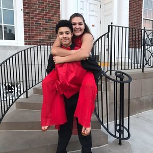 Meet your Posher, Tierra